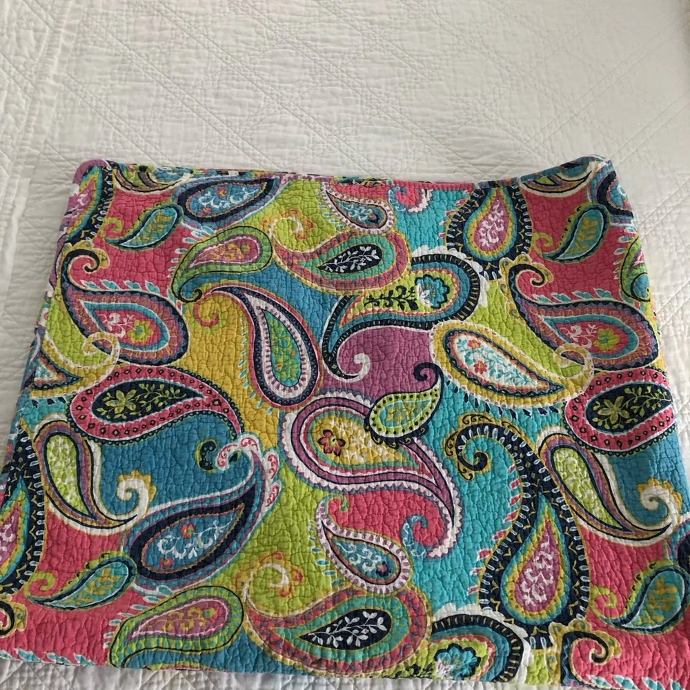 EUC Cotton Reversible Vibrant Paisley & Floral Multicolor Quilt - Picture 10 of 11
